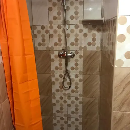 Erika-vendeghaz * Poroszló