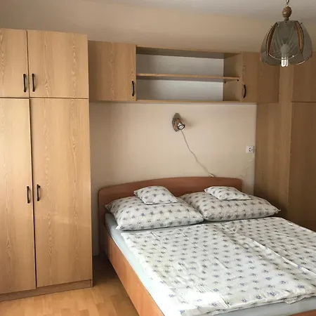 Erika-vendeghaz Διαμέρισμα Poroszló